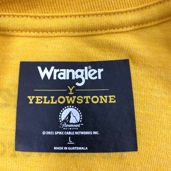 Wrangler‎ Yellowstone T Shirt Womens Large Yellow Graphic Western Cowboy - Picture 4 of 9